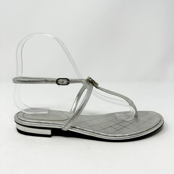 Chanel Silver Leather Crystal Embellished Interlocking CC Thong Flat Sandals - Picture 6 of 13
